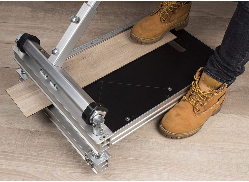 10 Best Laminate Flooring Cutters (Tested & Reviewed)